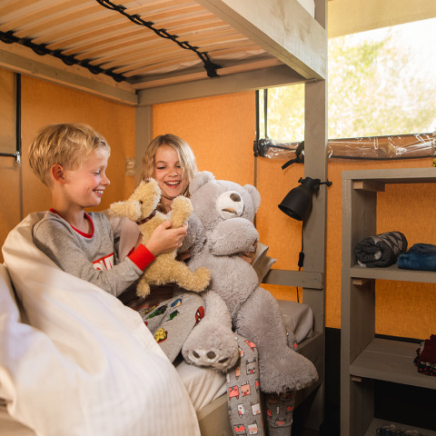 Prestige_lodge_chambre_enfants_le_sequoia_insolite.jpg